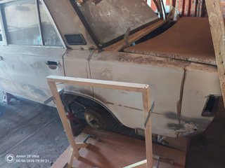 SEAT 124 1978 completo, para restaurar BENAVENTE