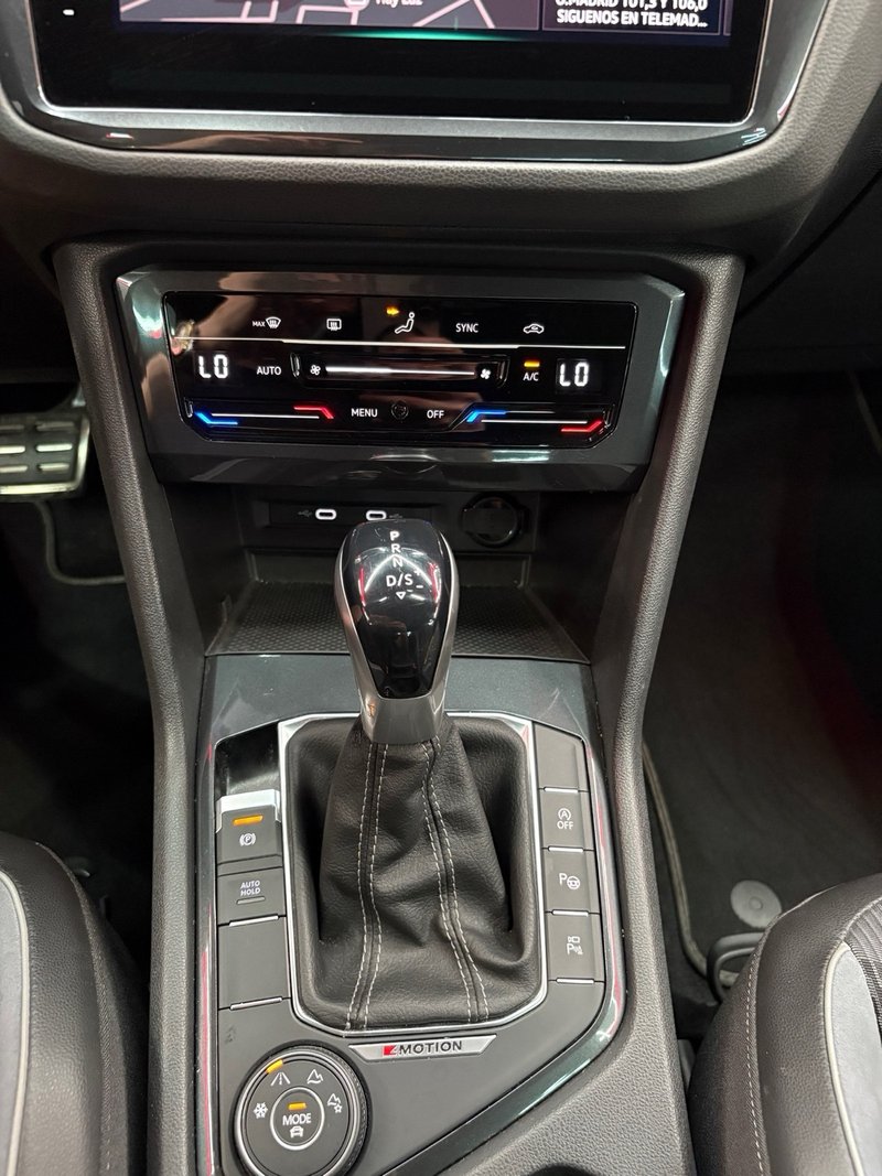 Volkswagen Tiguan 2.0 TDI R Line DSG 2021, foto 28