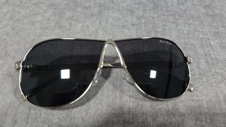 Gafas de sol Miu Miu de mujer.