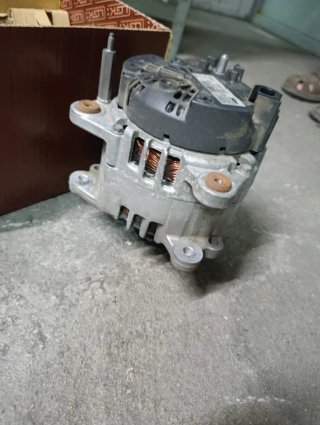 Alternador Valeo 180A VW AG 03L903023Q