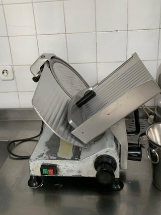 Cortadora de fiambre profesional