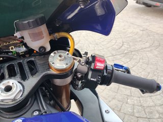 Yamaha YZF R1 2016 con extras