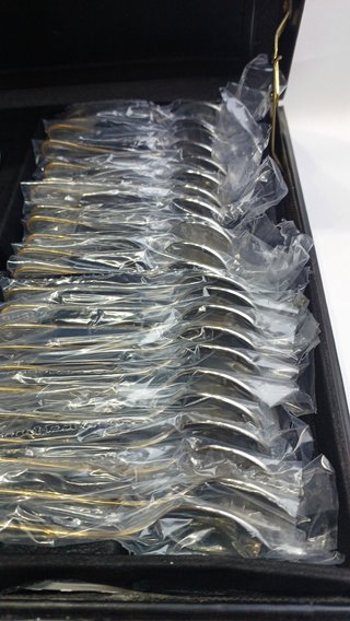 Cubertería Solingen 18/10 Oro 24K 75 Piezas