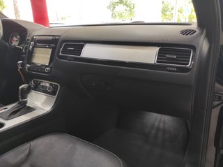 Volkswagen Touareg Sport 3.0 V6 TDI DSG 204 CV