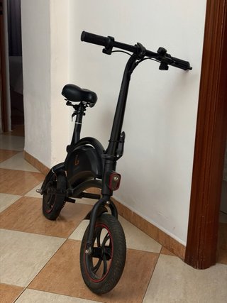 Bicicleta Eléctrica Plegable Negra