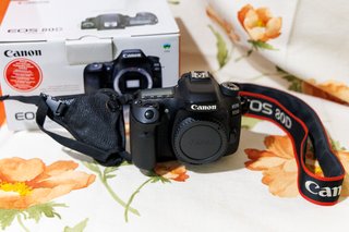 Canon EOS 80D y Objetivo