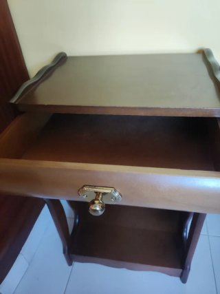 Mesita auxiliar vintage madera con cajón