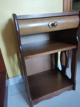Mesita auxiliar vintage madera con cajón