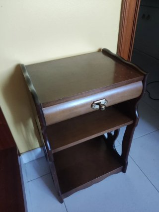 Mesita auxiliar vintage madera con cajón