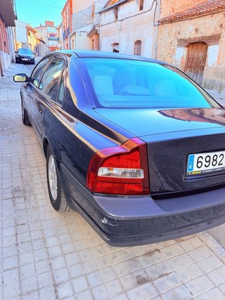 Volvo S80 2003