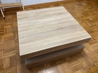 Mesita de centro de madera