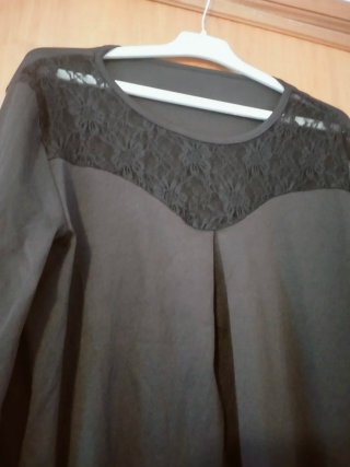 Maglione abito nero con pizzo
