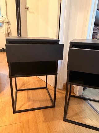 Mesitas de noche IKEA negras