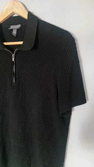 Polo negro hombre con cremallera