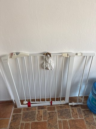 Barrera de seguridad para niños o mascotas.