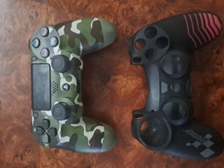 PS4 Slim 500GB + Controller + 3 Giochi