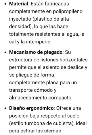Conjunto de dos sillas de playa plegables azules.