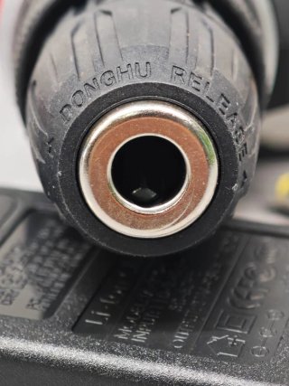 Taladro Inalámbrico 21V + 2 Baterías
