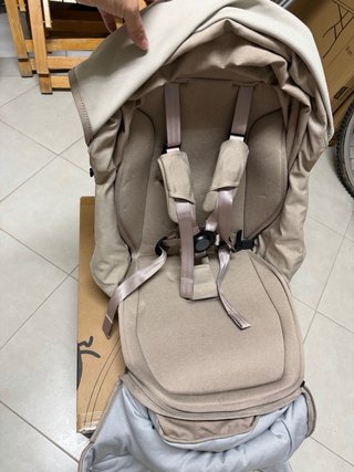 Seggiolino Joolz Aer 2 Nest to Seat Sandy Taupe