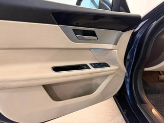 Jaguar XF 2017