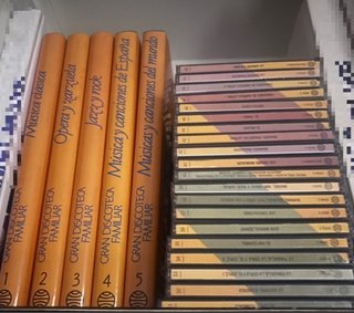 Colección 5 Libros + 50 CDs Música