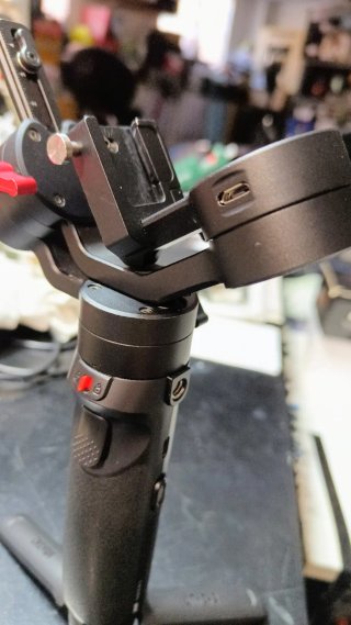 Estabilizador Zhiyun Crane M2