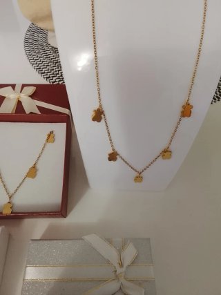 Últimos a 6 €  Collares Tous Acero con caja