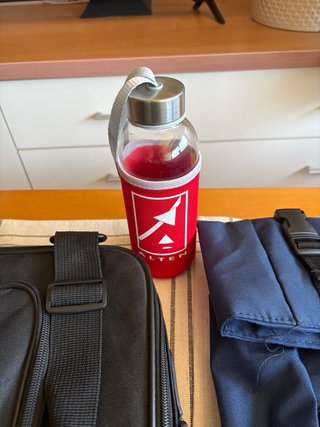 Pack 2 mochilas, funda portatil y botella 400 ml