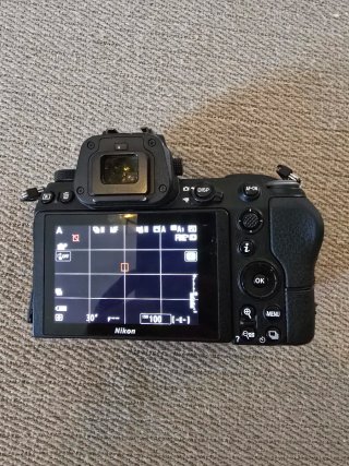 Cámara Nikon Z6 Mirrorless 75k disparos LEER