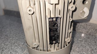 Motor SIEMENS 1LA7090-2AA11