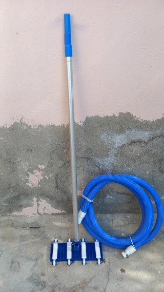 Limpiafondos Piscina con Manguera y Palo
