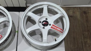 Llantas JR3 17x7 ET40 4x100 Blancas (NEGOCIABLE)