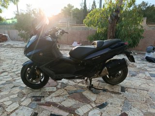 Gilera GP 800 Maxi Scooter Negra