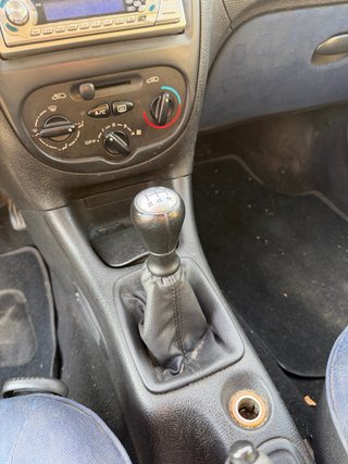 Peugeot 206 2003