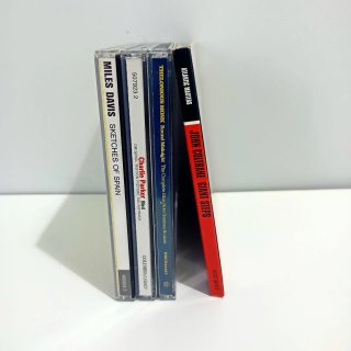 Lote 4 CDs Jazz: Coltrane, Miles, Monk, Bird