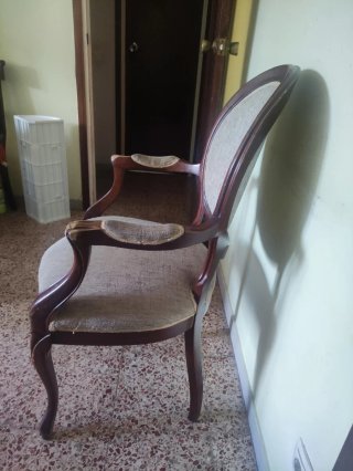 Conjunto Mueble Vintage + 2 Sillas Clásicas
