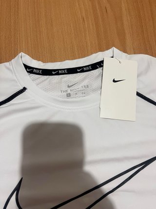 Camiseta Blanca Deportiva