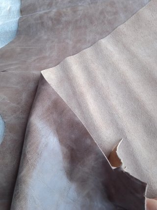 Lote de varias piezas de piel 25€