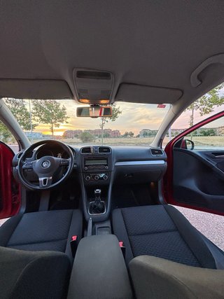 Volkswagen Golf VI