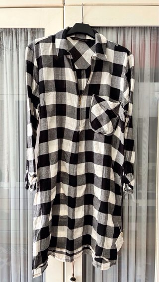 Vestido Zara cuadros blanco y negro T. M