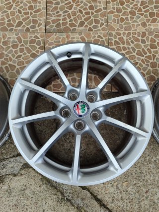 Llantas 17 Alfa Romeo Stelvio (4 unidades)