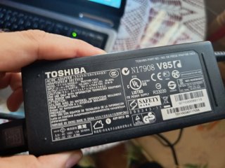 Portátil Toshiba i5 17 Negro