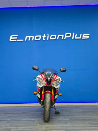 Yamaha R6R 50 Aniversario 2012