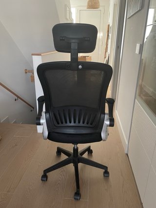 Silla de estudio ergonómica negra