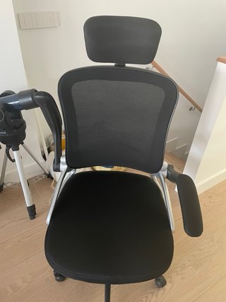 Silla de estudio ergonómica negra