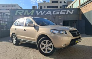 Hyundai Santa Fe 4x4-7 PLAZAS-AUTOMATICO-TECHO