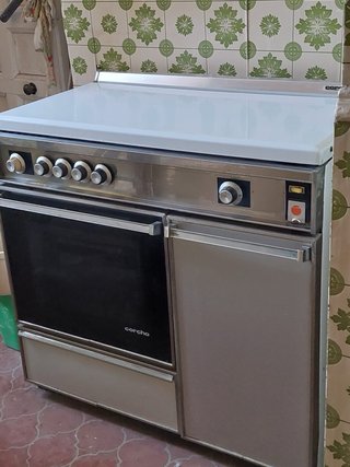 Cocina de gas butano con horno