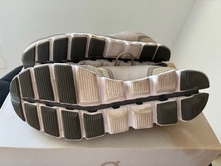 Zapatillas On beige/gris
