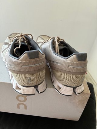Zapatillas On beige/gris