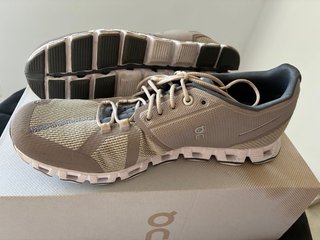 Zapatillas On beige/gris